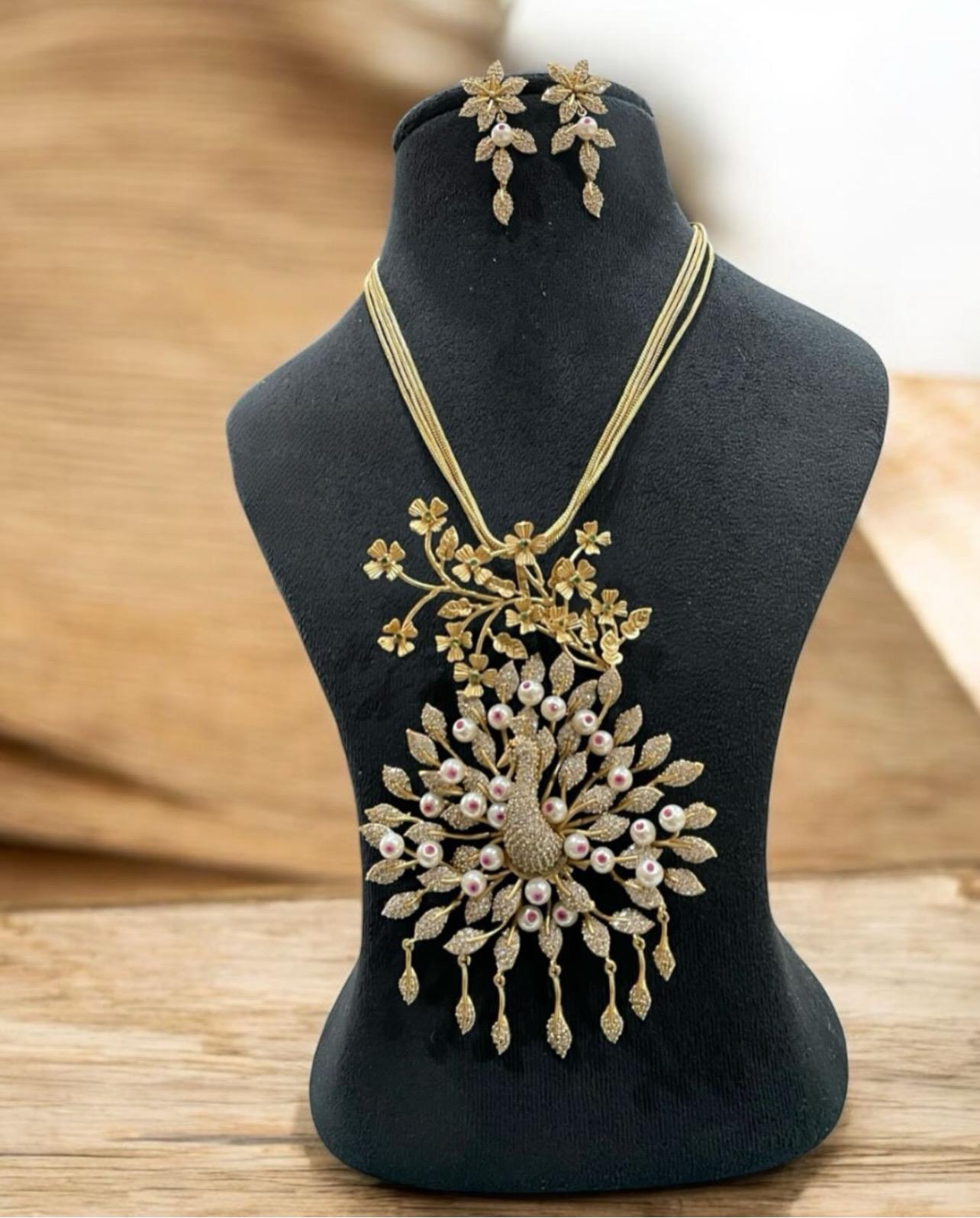 Peacock Vines Statement Necklace Set
