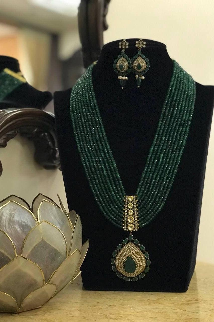 Regal Midnight Emerald Beads Necklace Set