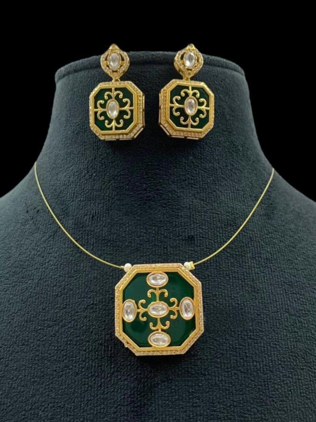 Ebony Luxe Necklace Set