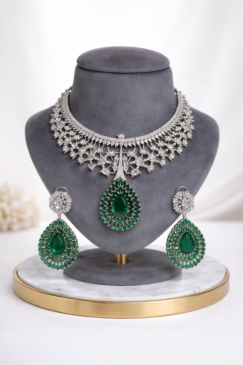 Aveline Emerald Statement Necklace Set