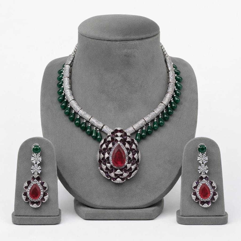 Midnight Ember Necklace Set